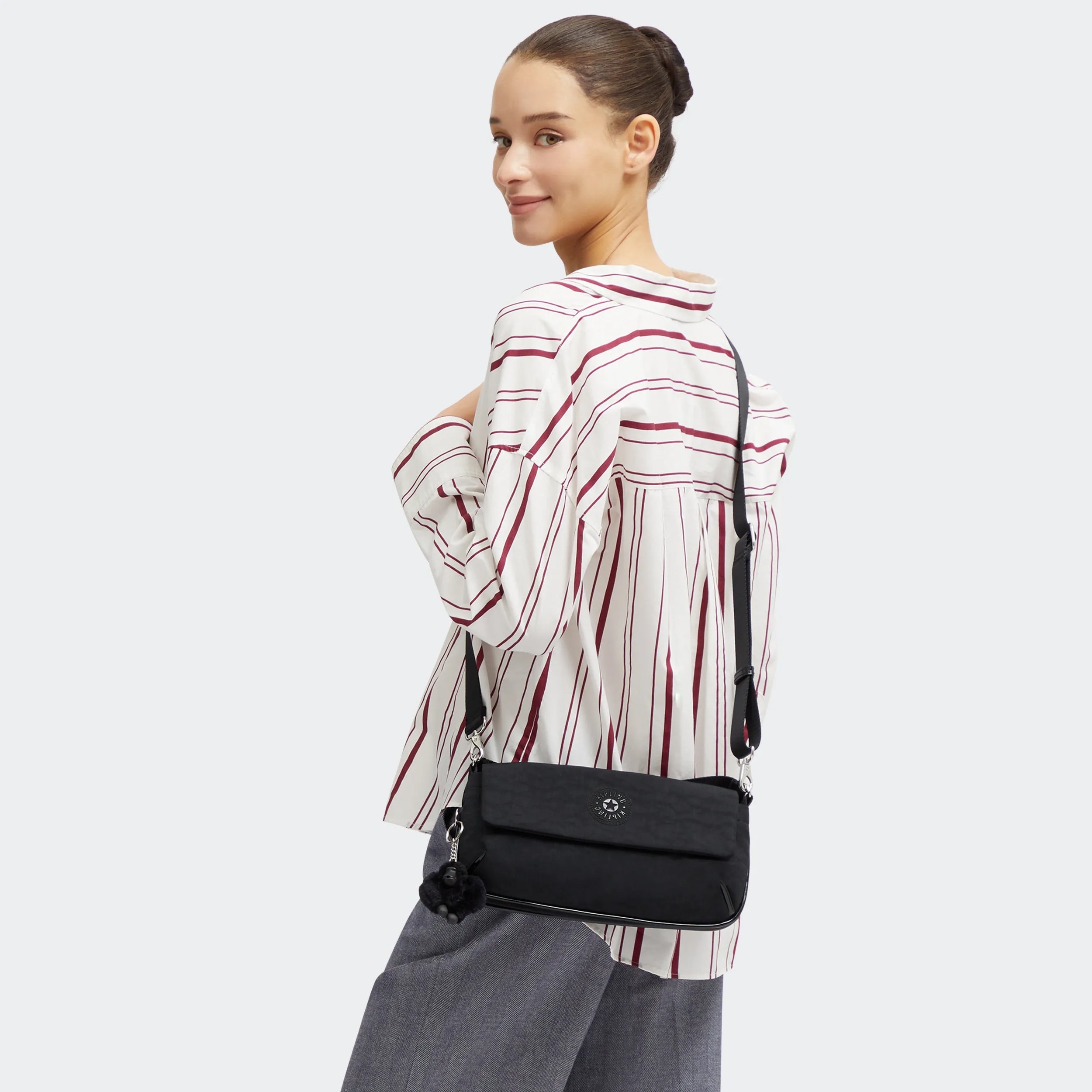 Nikol Shoulder Bag - Image 7